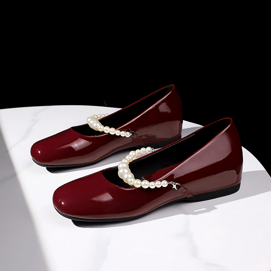 French Style Pearl Buckle Strap Square Toe Patent Leather Low Heel Comfortable Women's Shoes - Image 3